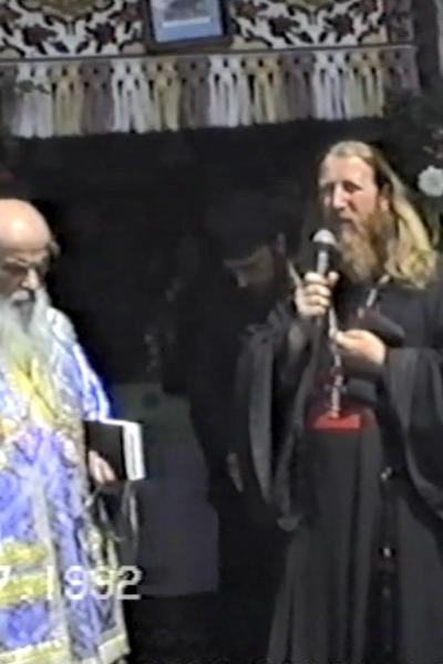 Hram 1992 07 20 Sf Ilie 011 Hirotesia Pr.staret.sofronie Protosingel 05